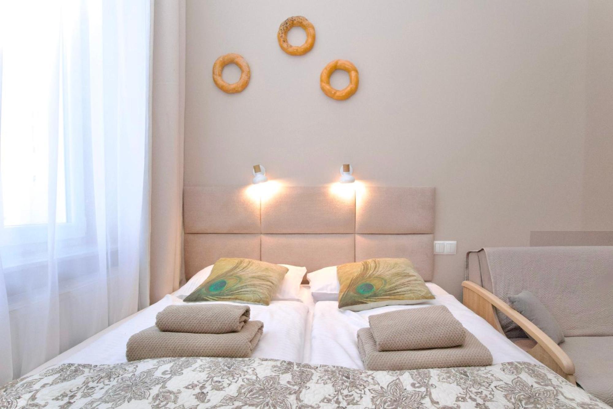 Bagel Residence Old Town Красков Екстериор снимка