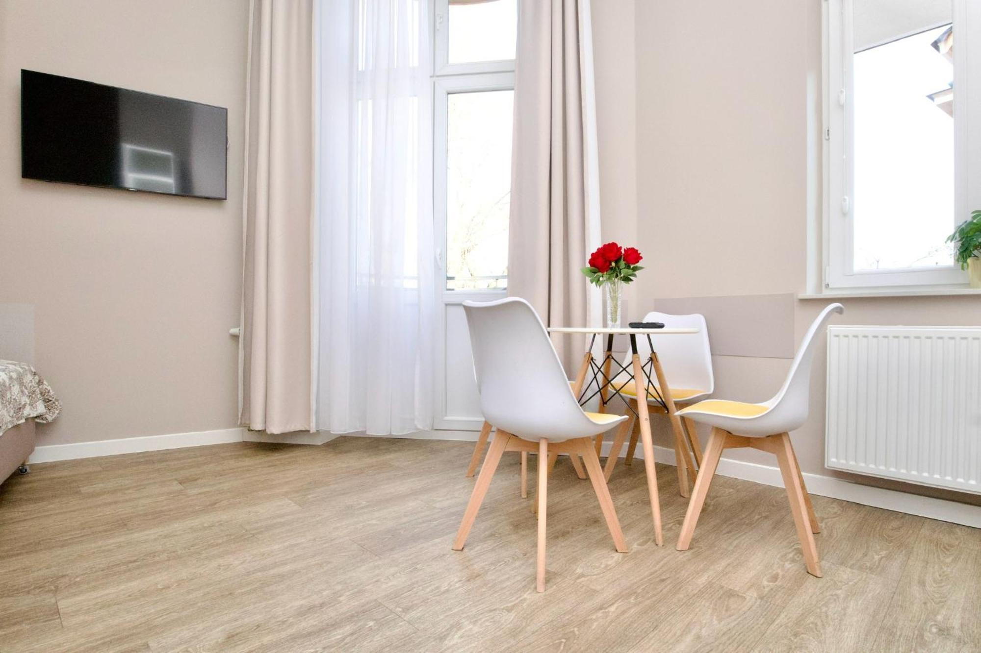 Bagel Residence Old Town Красков Екстериор снимка